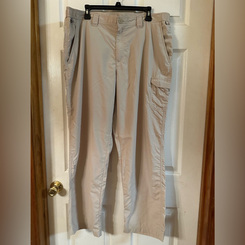 Columbia Men's Omni Shade Cargo Pants